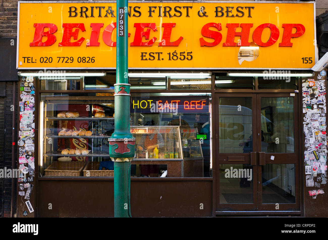 Großbritanniens erste und beste Beigel Shop in Brick Lane im East End von London. Stockfoto