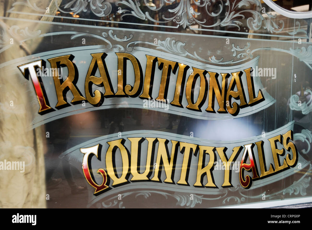 Traditionelle Land Ales unterzeichnen in einem Pub-Fenster. Stockfoto