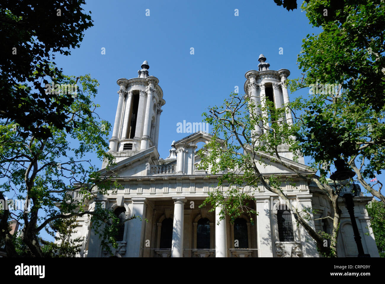 St. John's, eine restaurierte Kirche in Smith Square, einem der schönsten Konzerthallen Londons. Stockfoto