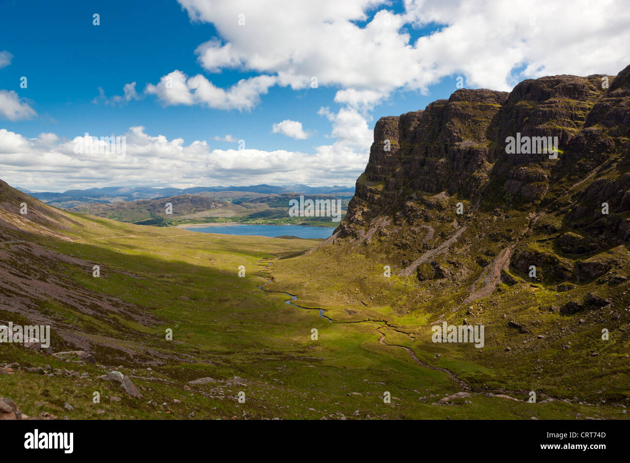 Blick vom Bealach Na Ba in Richtung Loch Kishorn, Wester Ross in den North West Highlands von Schottland, Vereinigtes Königreich, Europa, Stockfoto