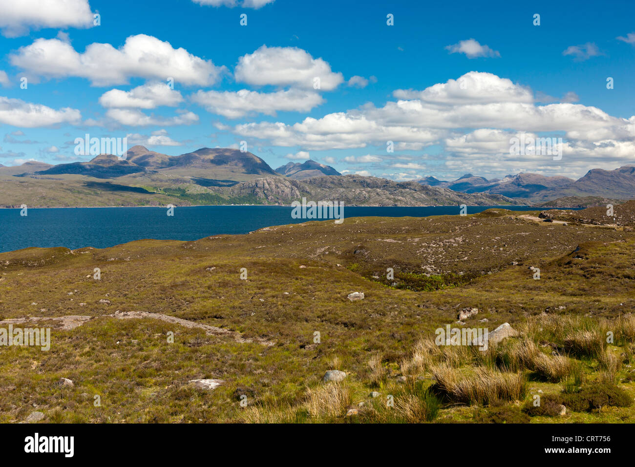 Das Loch Torridon in der Nähe von Fearnmore, Wester Ross in den North West Highlands von Schottland, Vereinigtes Königreich, Europa Stockfoto