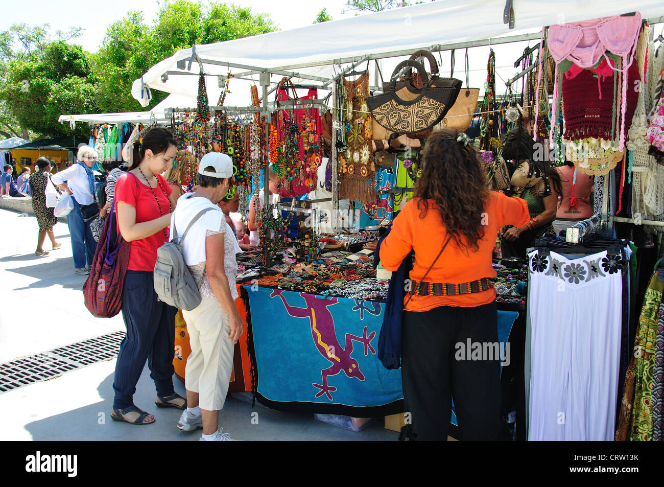 Open-Air-Markt am Samstag Handwerk, Plaza Explanada, Mahon, Menorca, Balearen, Spanien Stockfoto