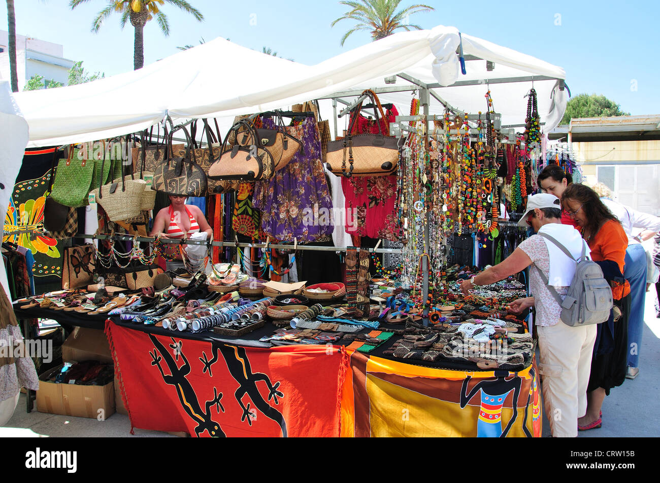 Open-Air-Markt am Samstag Handwerk, Plaza Explanada, Mahon, Menorca, Balearen, Spanien Stockfoto