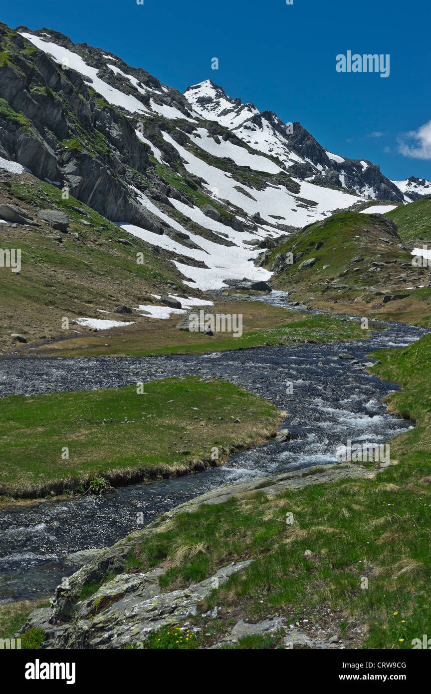 Alpine Landschaft in der Nähe der Bellacomba Seen, Aostatal, Italien Stockfoto
