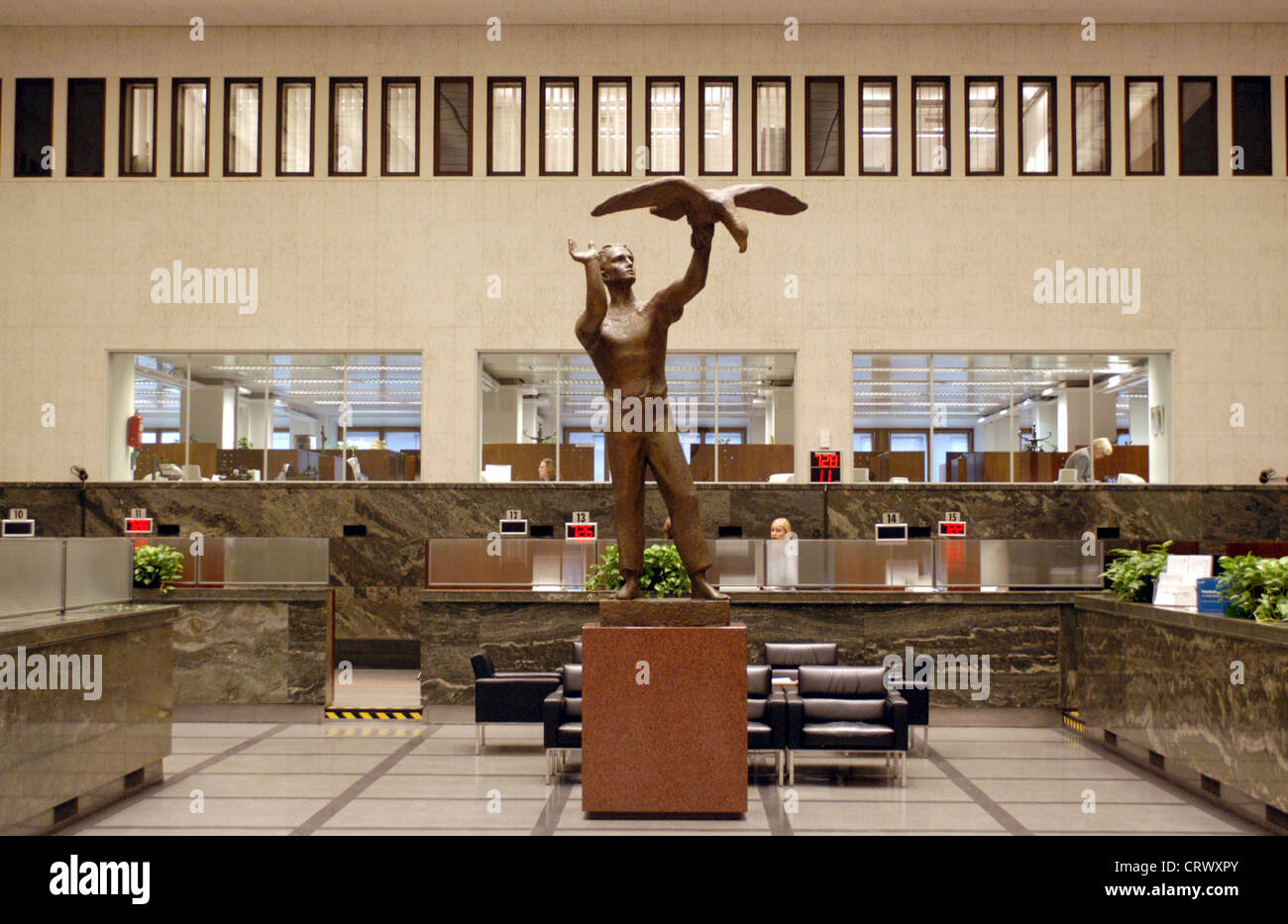 Innenansicht eines Zweiges der Nordea Bank in Helsinki Stockfoto