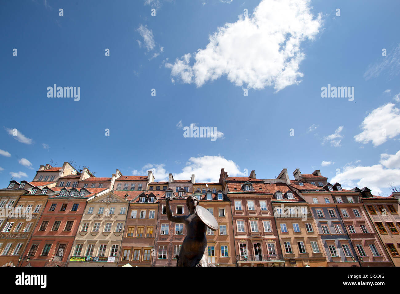 Die alte Stadt-Marktplatz mit der Statue der Meerjungfrau in Warschau, Polen.  (Rynek Ehren Miasta, Warszawa) Stockfoto
