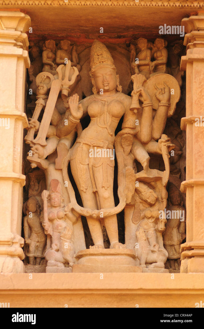 Skulpturen von Gott, Göttin, Apsaras auf Khajuraho Mandir Khajuraho Madya Pradesh, Indien Stockfoto