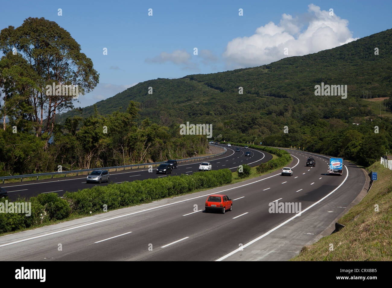 BR-290 - Osvaldo Aranha Autobahn, Rio Grande tun Sul Zustand, Süd-Brasilien - freie Weise Stockfoto