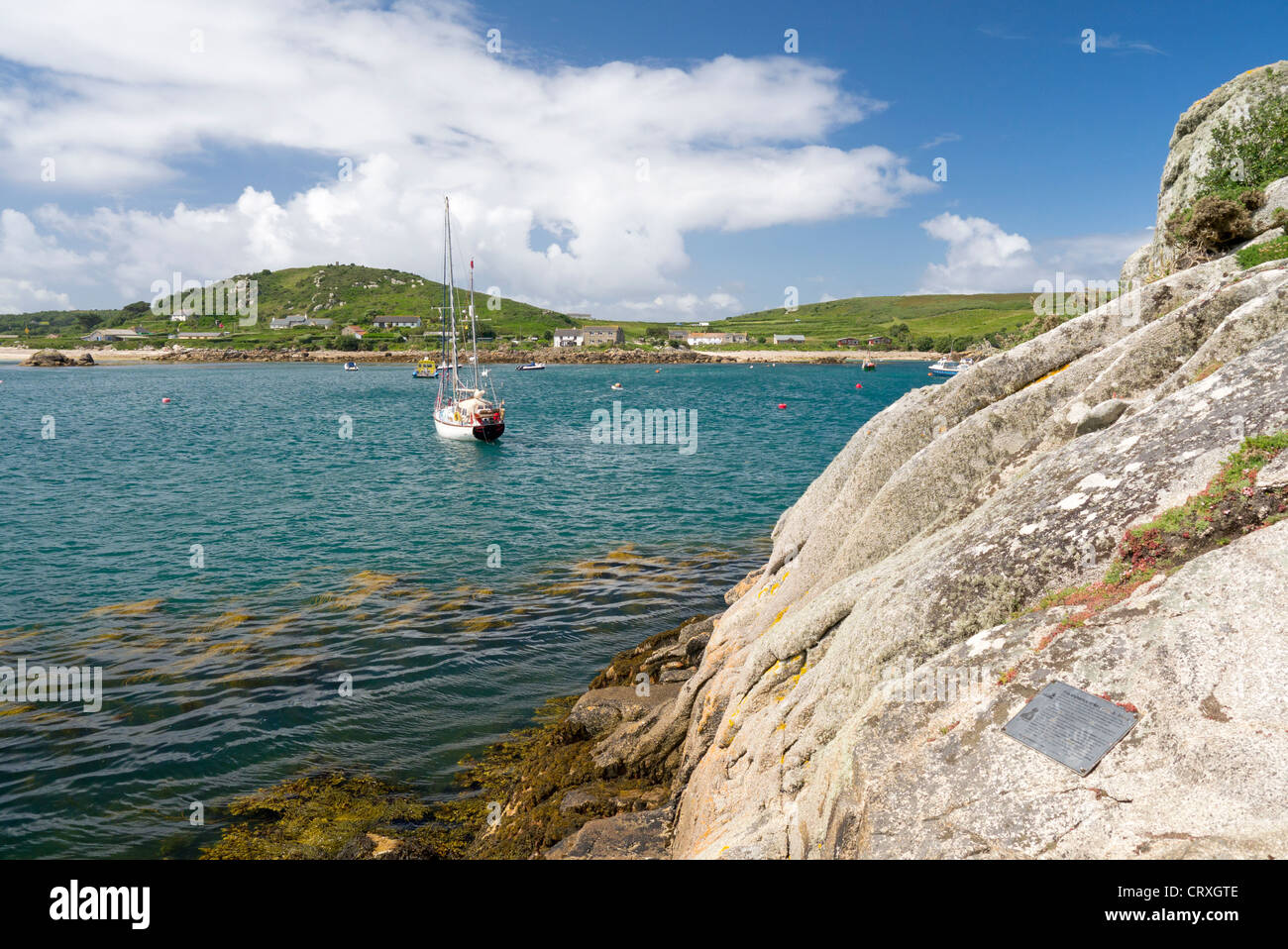 Tresco New Grimsby Sound Ankerplatz, wo geheime Naval Flottillen in der Bretagne im zweiten Weltkrieg von Isles of Scilly gesegelt. Stockfoto