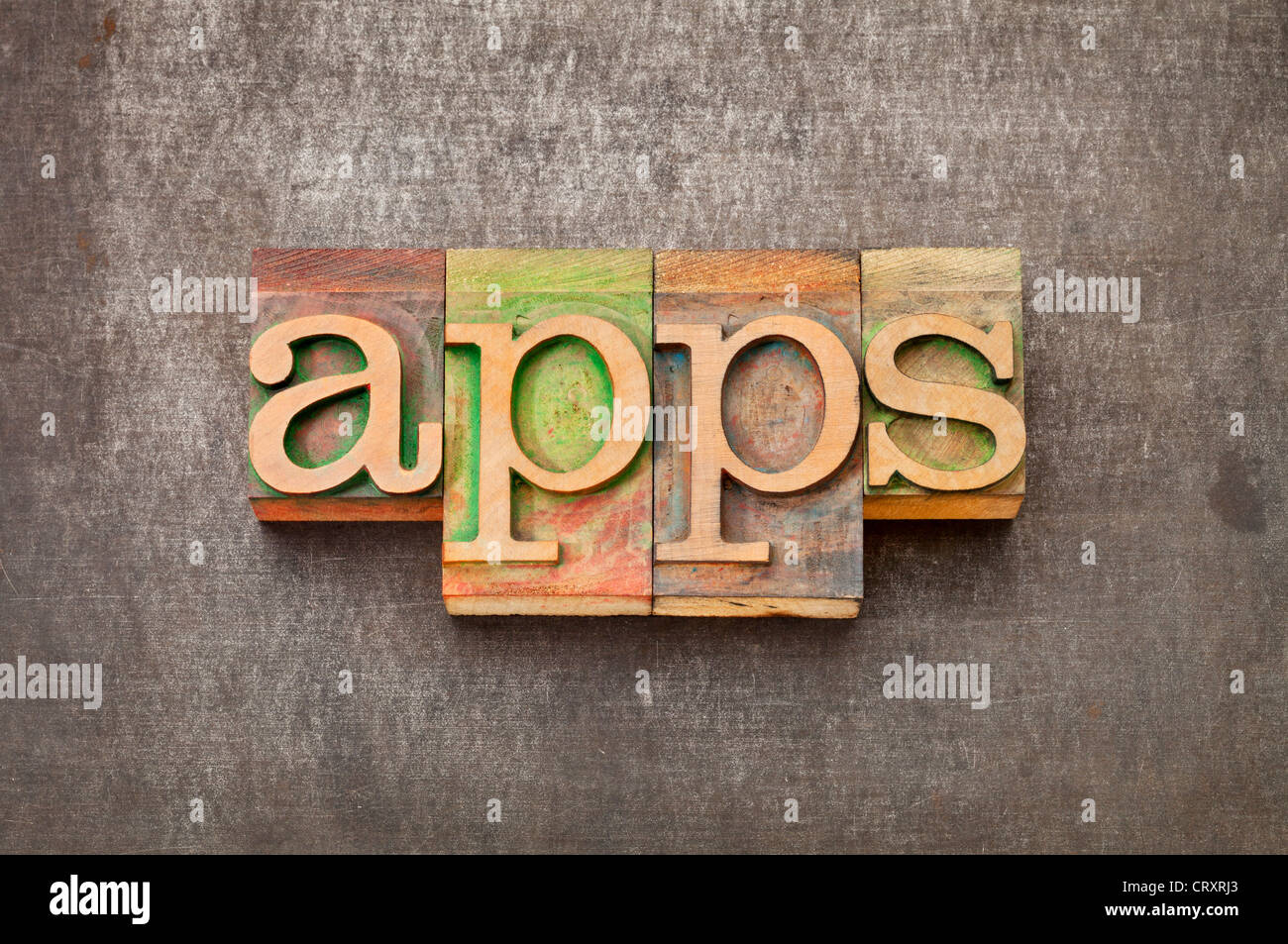 Apps (Anwendungen) - Software-Konzept - Text in Vintage Buchdruck Holzart gegen Grunge Metalloberfläche Stockfoto