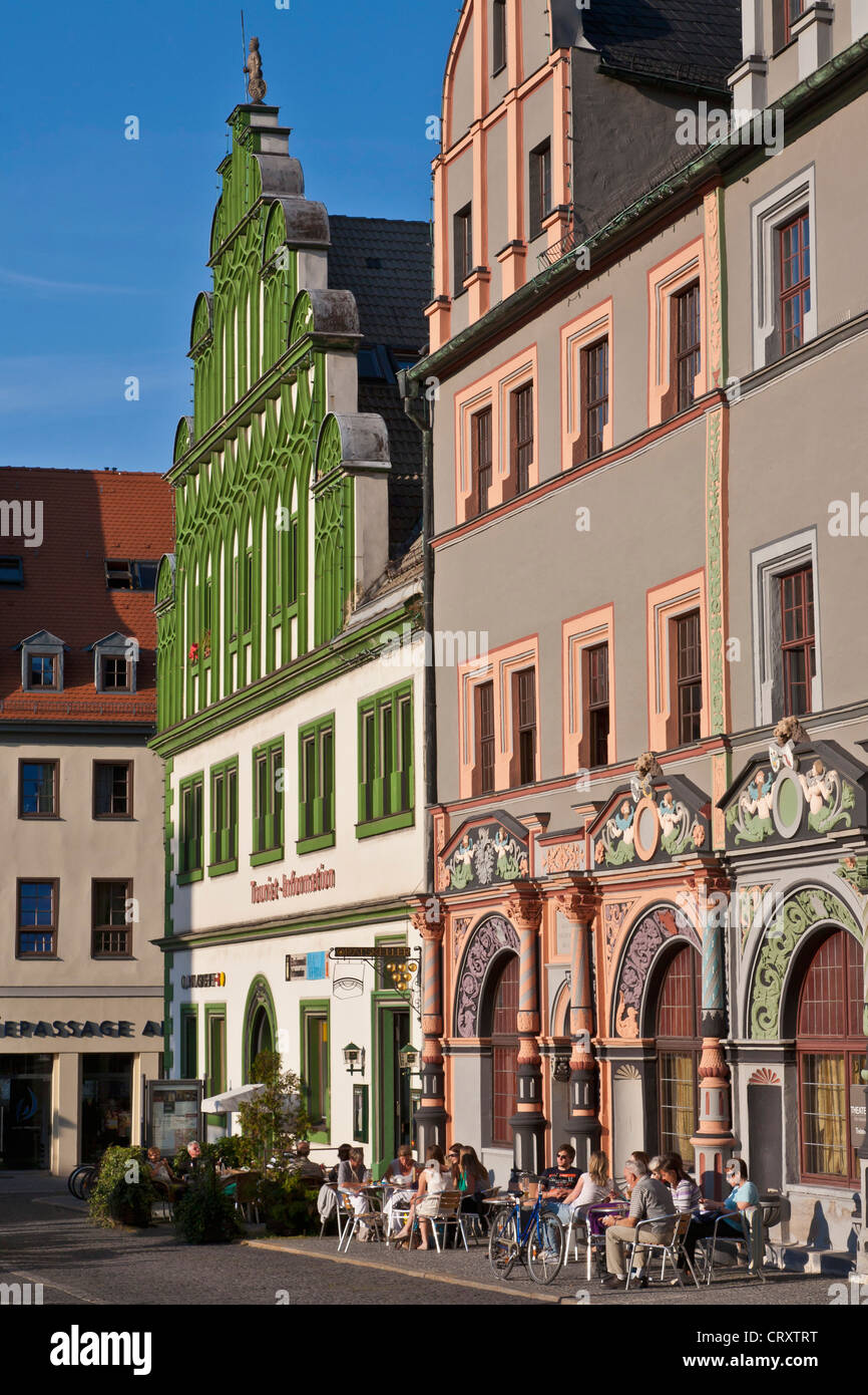 Deutschland, Thüringen, Weimar, Leute sitzen im restaurant Stockfoto
