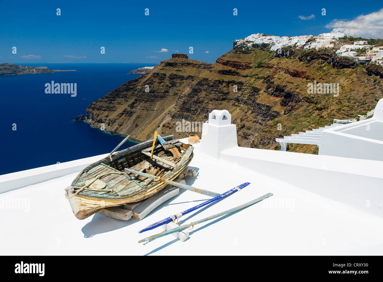 Santorini boot -Fotos und -Bildmaterial in hoher Auflösung – Alamy