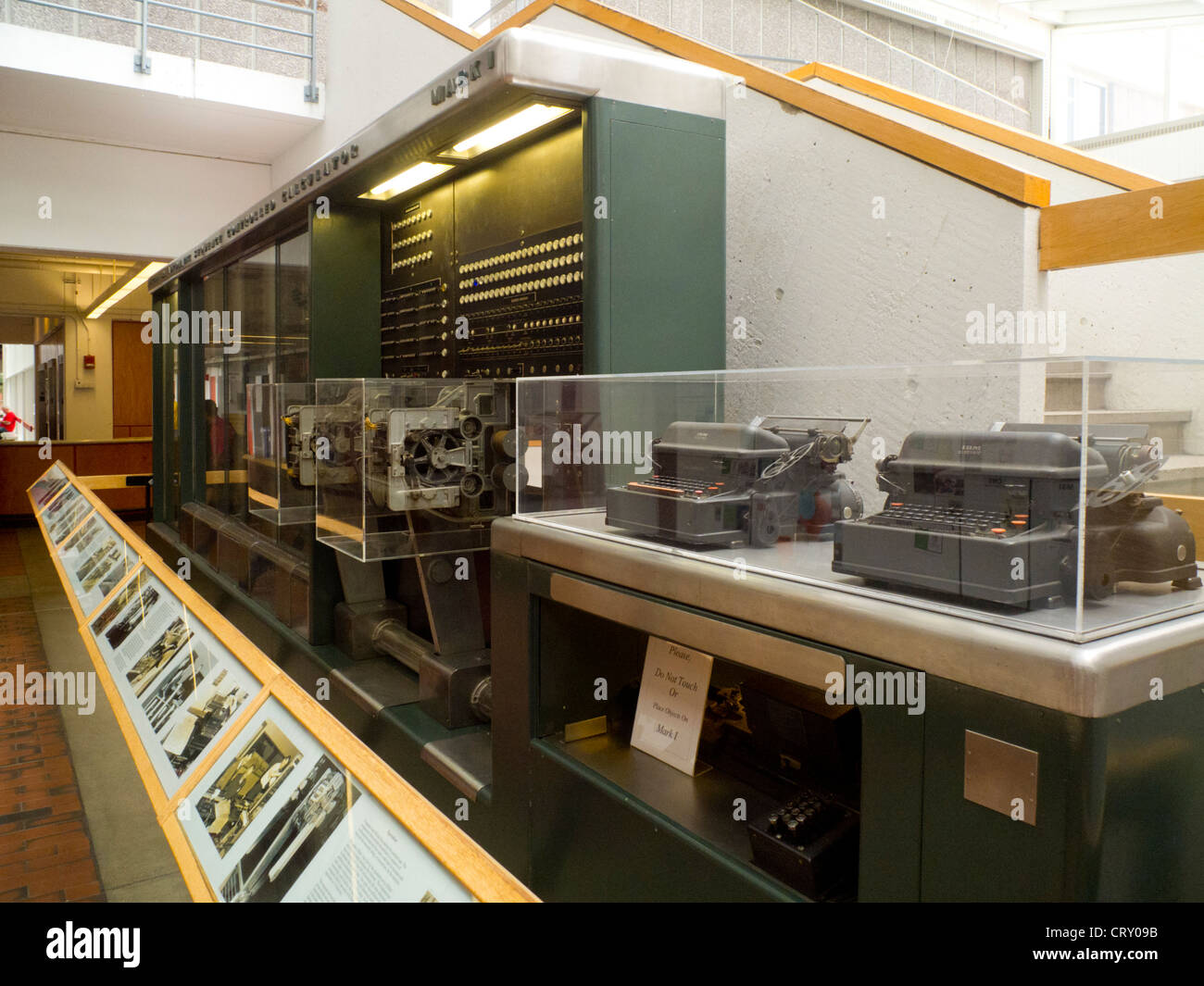 Automatischer, Sequenzgesteuerter Rechner Stockfotos Und -Bilder Kaufen -  Alamy