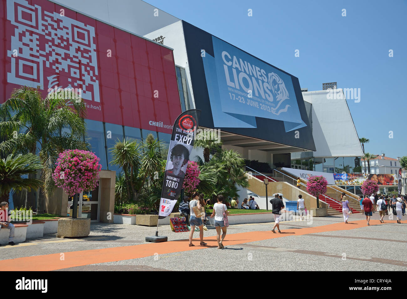 Palais des Festivals et des Congrès, Promenade De La Croisette, Cannes, Côte d ' Azur, Provence-Alpes-Côte d ' Azur, Frankreich Stockfoto
