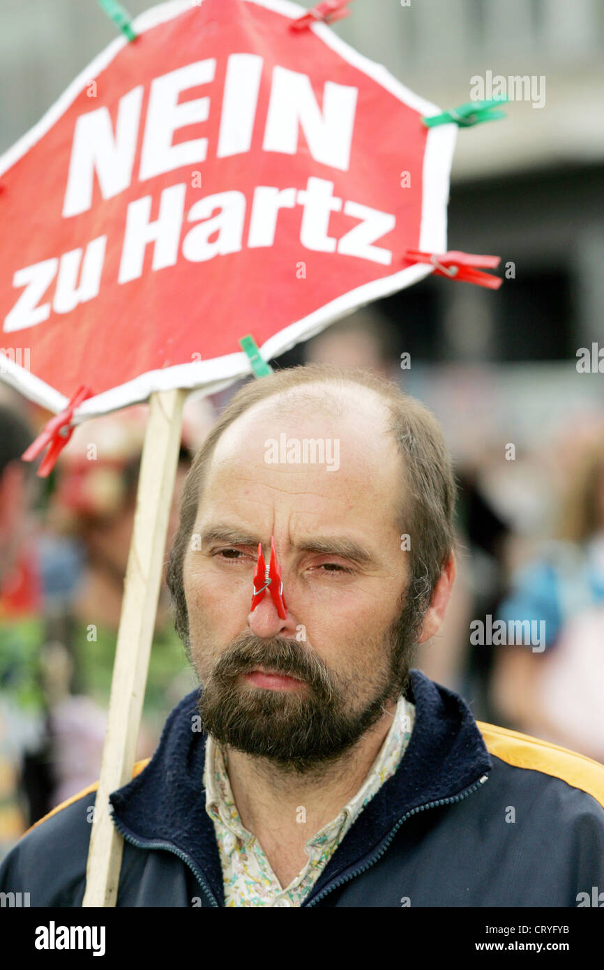 Montagsdemo in Berlin gegen Hartz IV Stockfoto