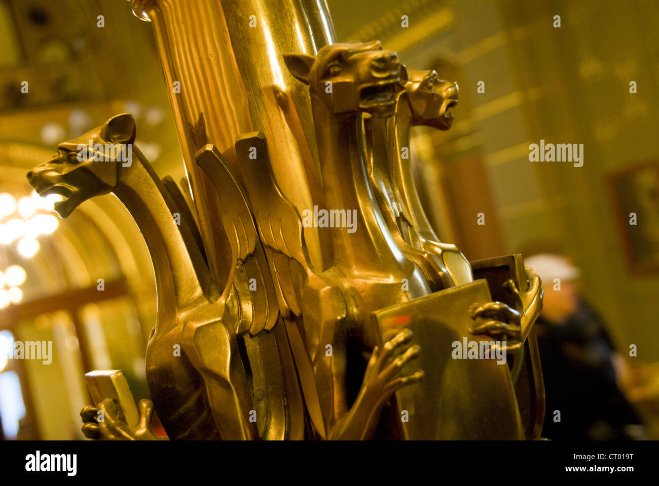 Interior Details des House of Parliament, im Neo-gotischen Stil erbaut, Donau-Ufer in Budapest, Ungarn Stockfoto