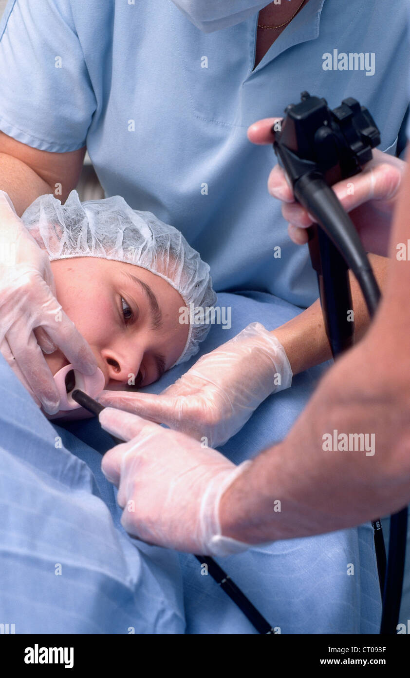 MAGEN, ENDOSKOPIE-UNTERSUCHUNG Stockfoto