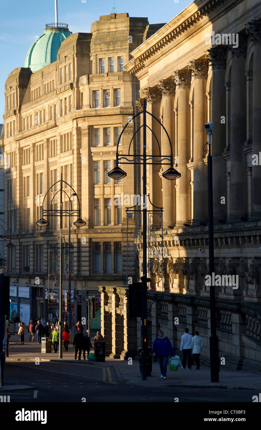 St Georges Hall und Britannia House, Bridge Street, Bradford. Stockfoto