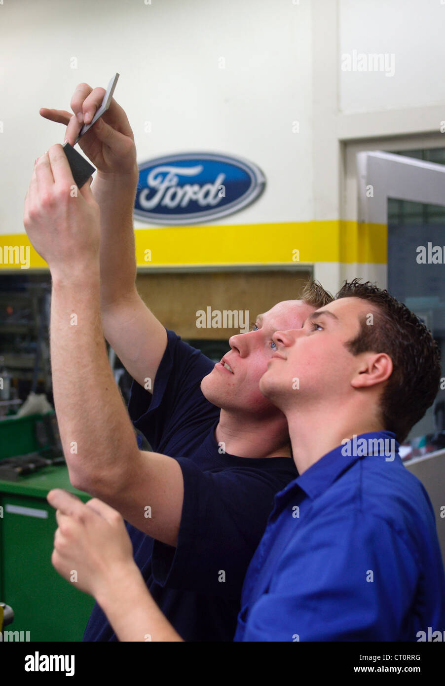 Köln, Ford, Kombi do2 Ausbildung, Industriemechaniker Stockfoto