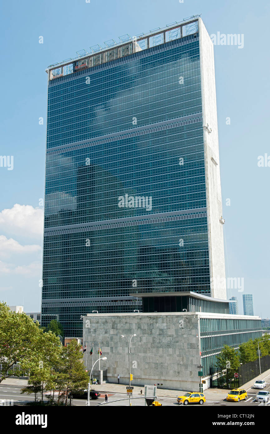 Das Gebäude der Vereinten Nationen und die UN-Hauptquartier am East River in Manhattan, New York City. Stockfoto