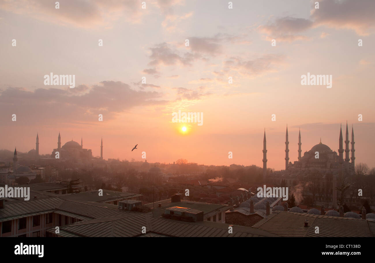 Luftaufnahme von Istanbul im Morgengrauen Stockfoto