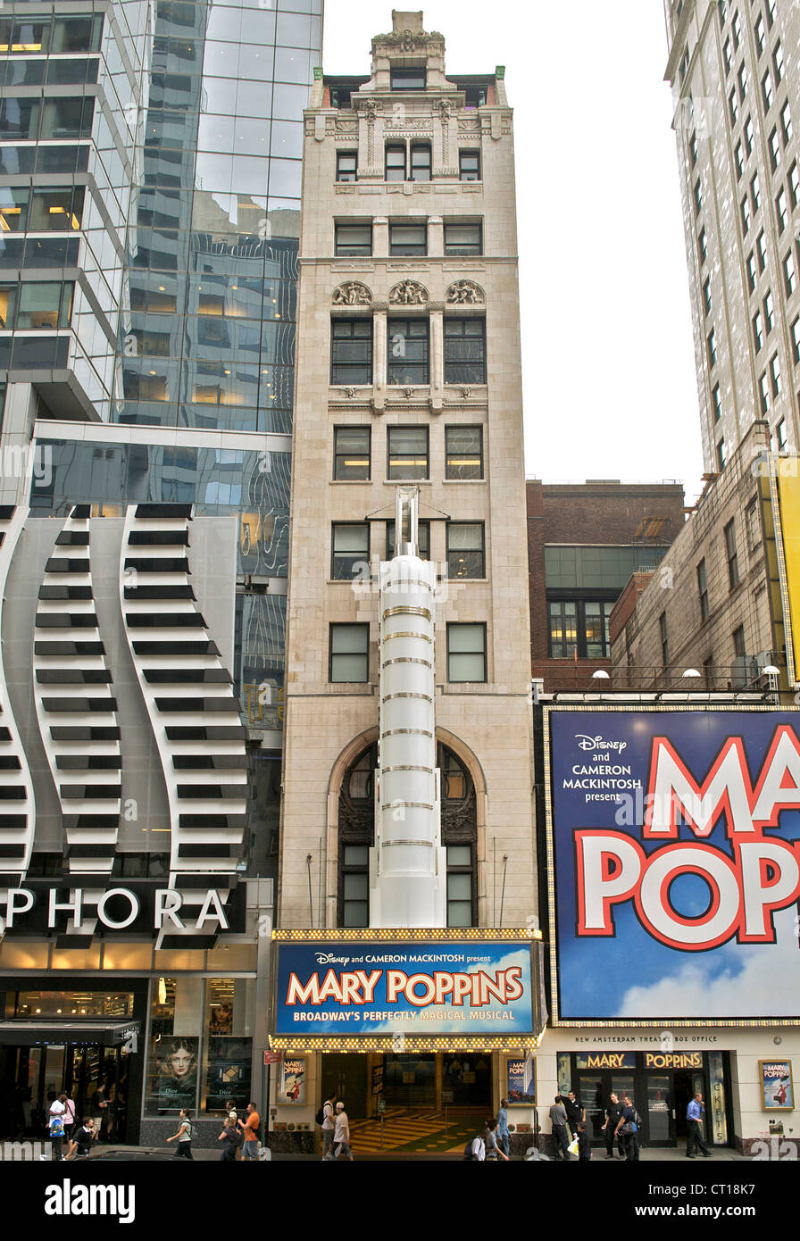 Das New Amsterdam Theatre in Manhattan, New York City, USA