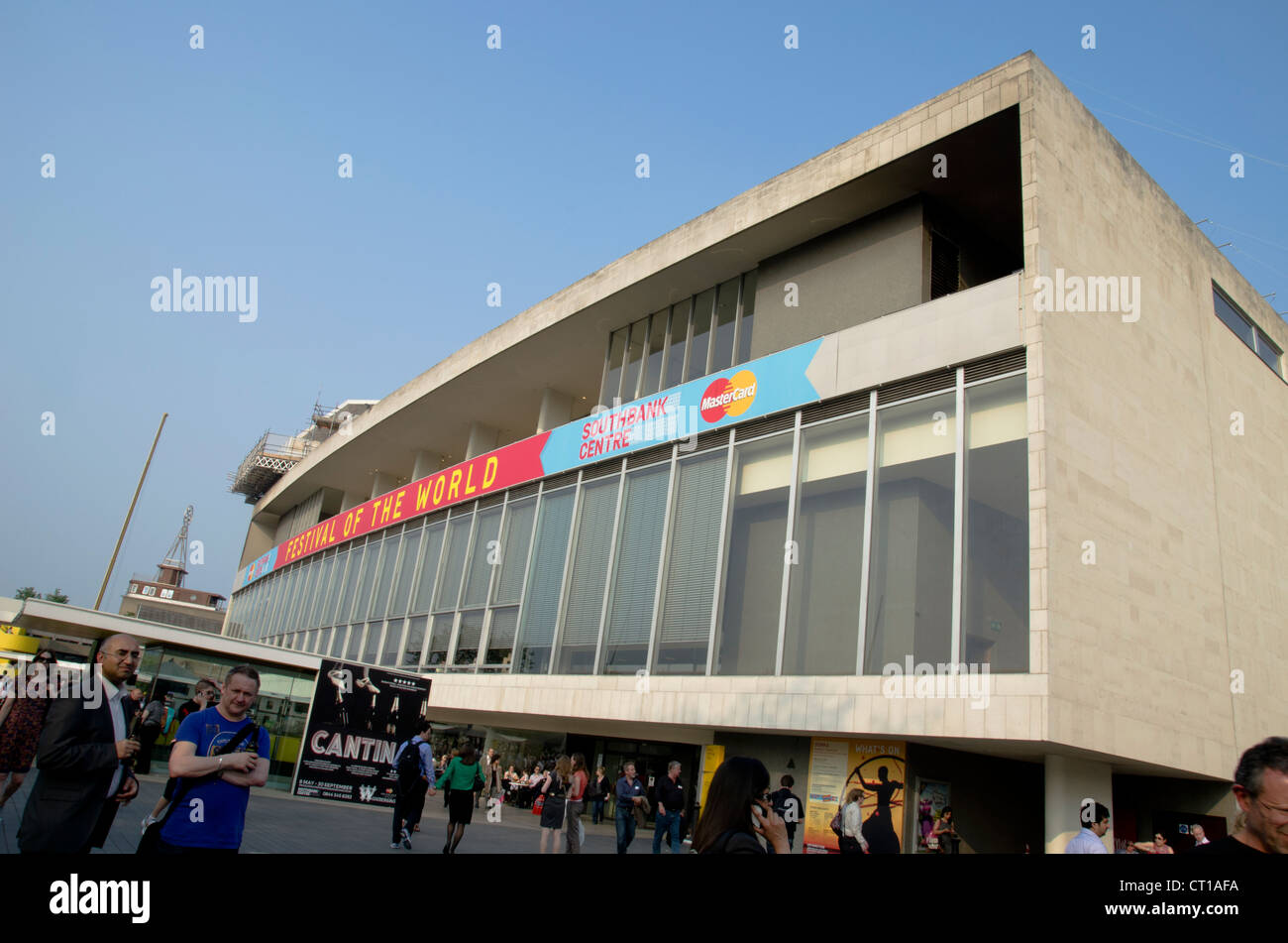 Southbank Centre mit Festival der Welt Zeichen Stockfoto