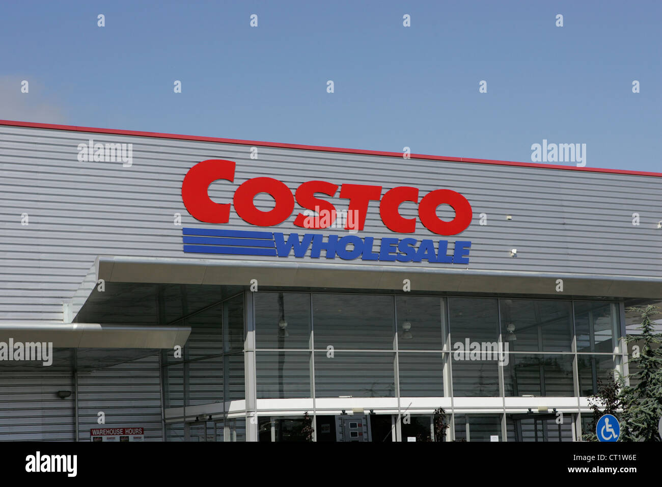 Costco Wholesale - Birmingham uk Juli 2012. Stockfoto