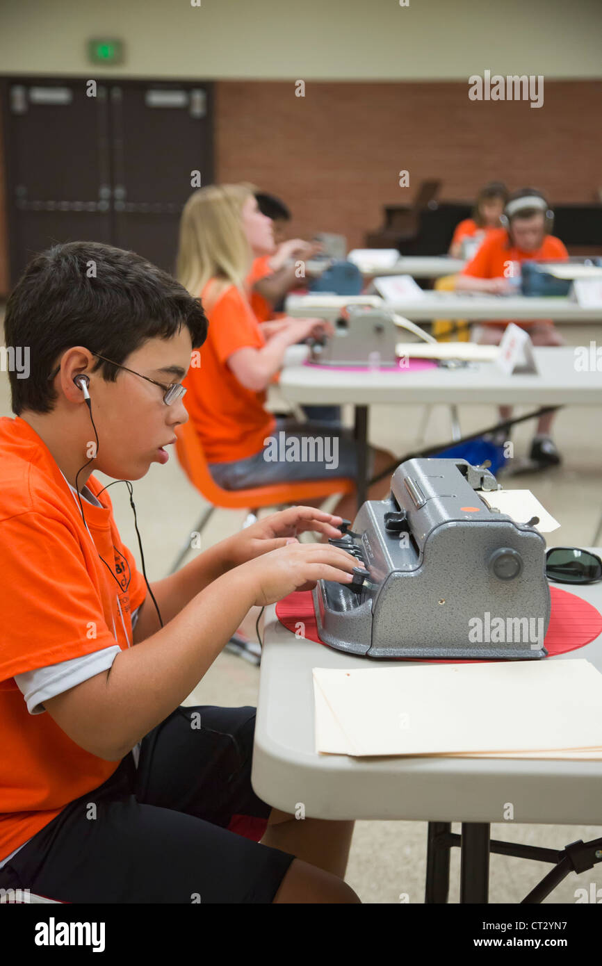 Blinde Schüler nehmen an der National Braille-Challenge Stockfoto