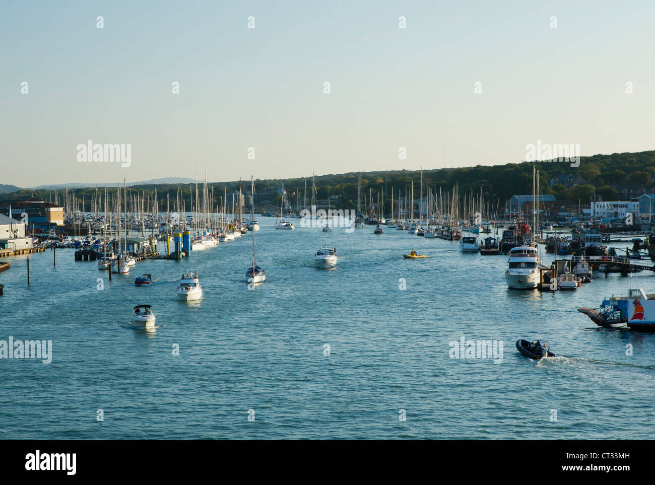 Hafeneinfahrt, Cowes, Isle Of Wight, Großbritannien Stockfoto