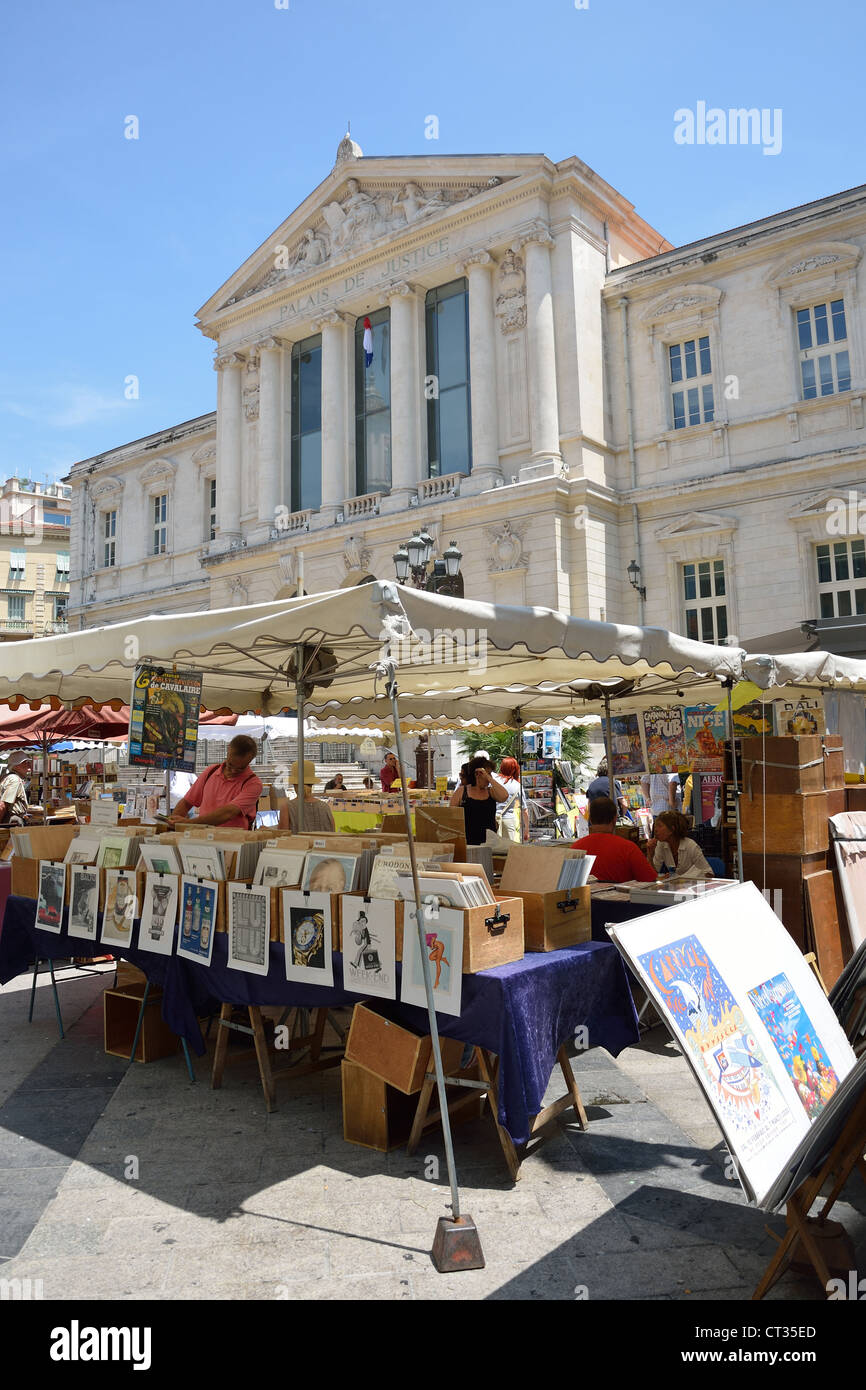 Alten Buchmarkt in Place du Palais, Vieux Nice, Nizza, Côte d ' Azur, Alpes-Maritimes, Provence-Alpes-Côte d ' Azur, Frankreich Stockfoto