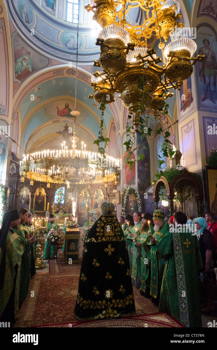 Samstag Masse an der russisch-orthodoxen Kirche Dreifaltigkeit in der russischen Compound, Israel Stockfoto