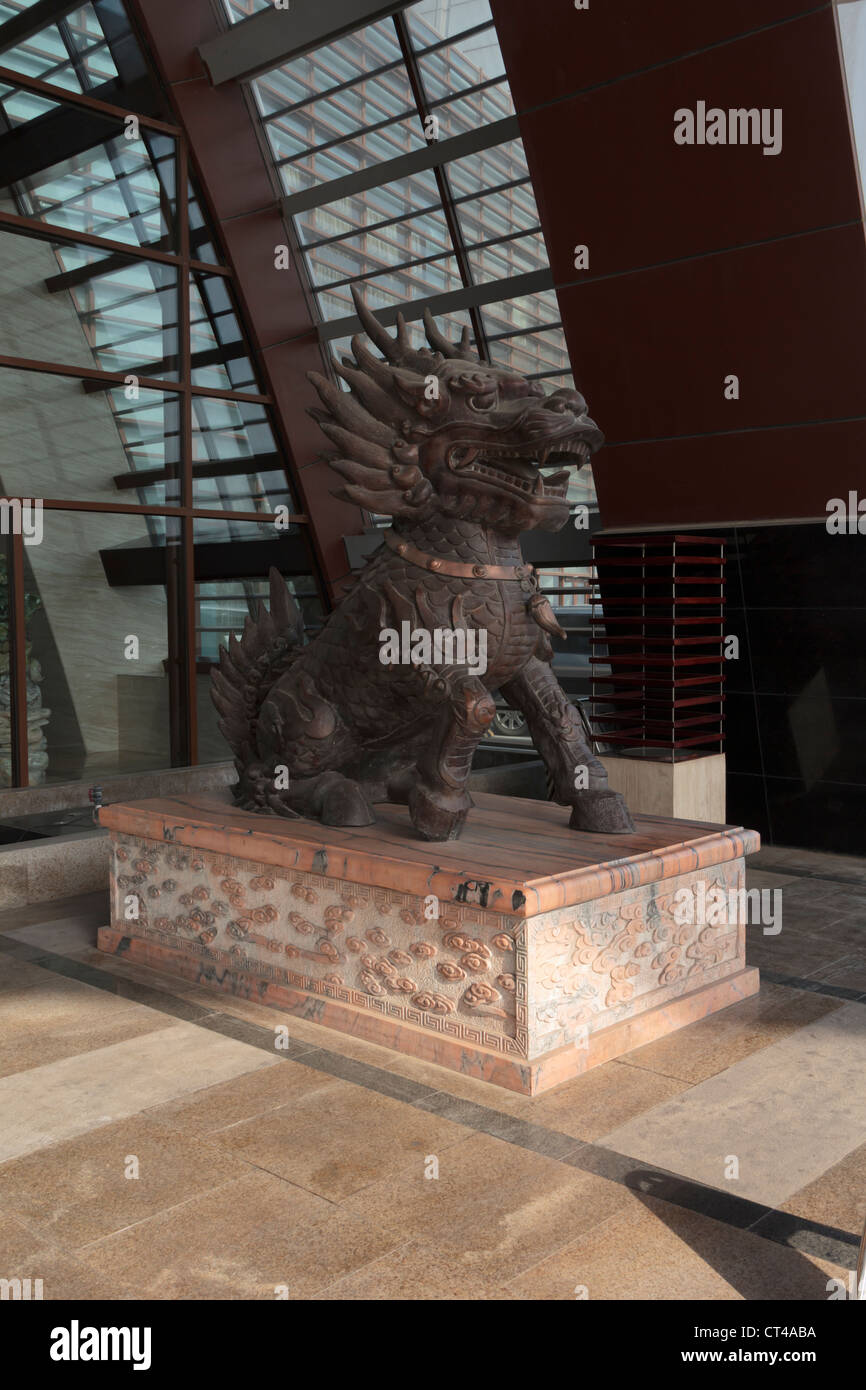Imperiale chinesische Qilin im Gold Time Hotel in Yingkou, Provinz Liaoning China Stockfoto