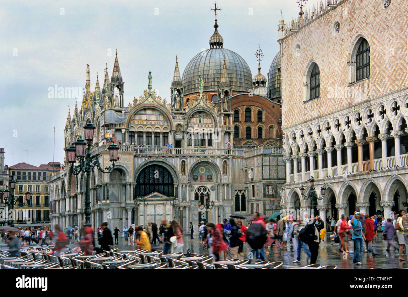 St. Markus Platz, Dogen Palast & Basiica, Venedig Stockfoto