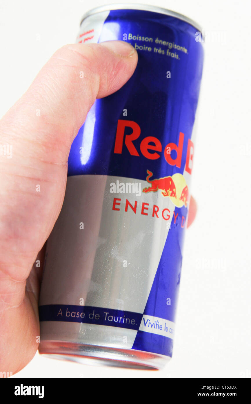 energy-drink-dosen-stockfotos-und-bilder-kaufen-alamy