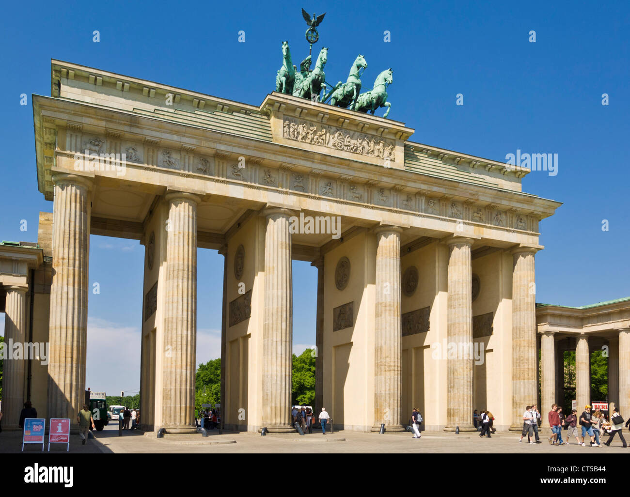 Brandenburger Tor, Pariser Platz Berlin Deutschland EU Europa Stockfoto