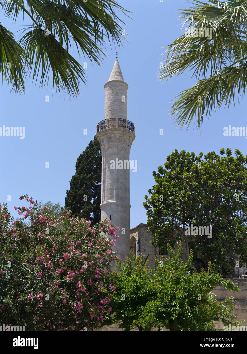 dh Djami Kebir Moschee LARNAKA ZYPERN Larnaka große Moschee Buyuk Cami Turm Gebetstürme Stockfoto