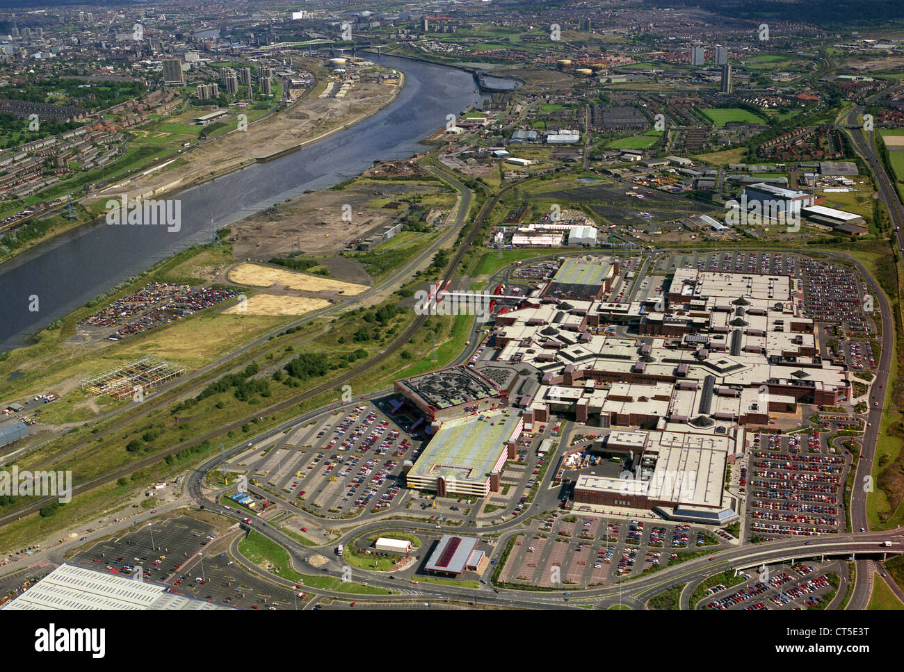 Luftaufnahme der Metro Centre, Gateshead in der Nähe von Newcastle-upon-Tyne genommen im Jahr 1988 Stockfoto