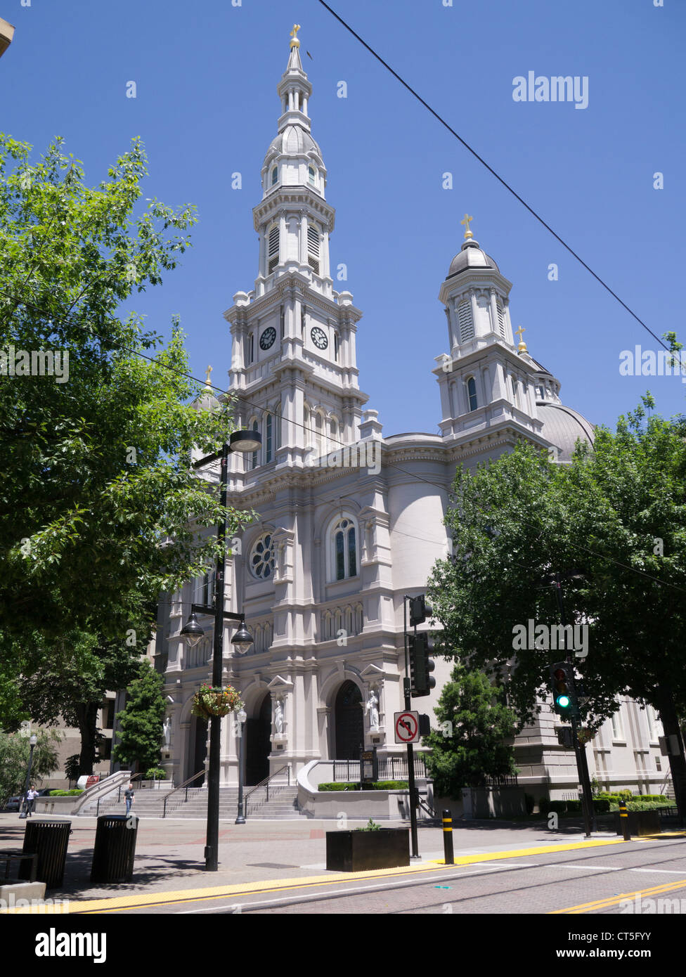 Kathedrale des Allerheiligsten in Sacramento, Kalifornien, eine Kathedrale der katholischen Kirche in den Vereinigten Staaten Stockfoto