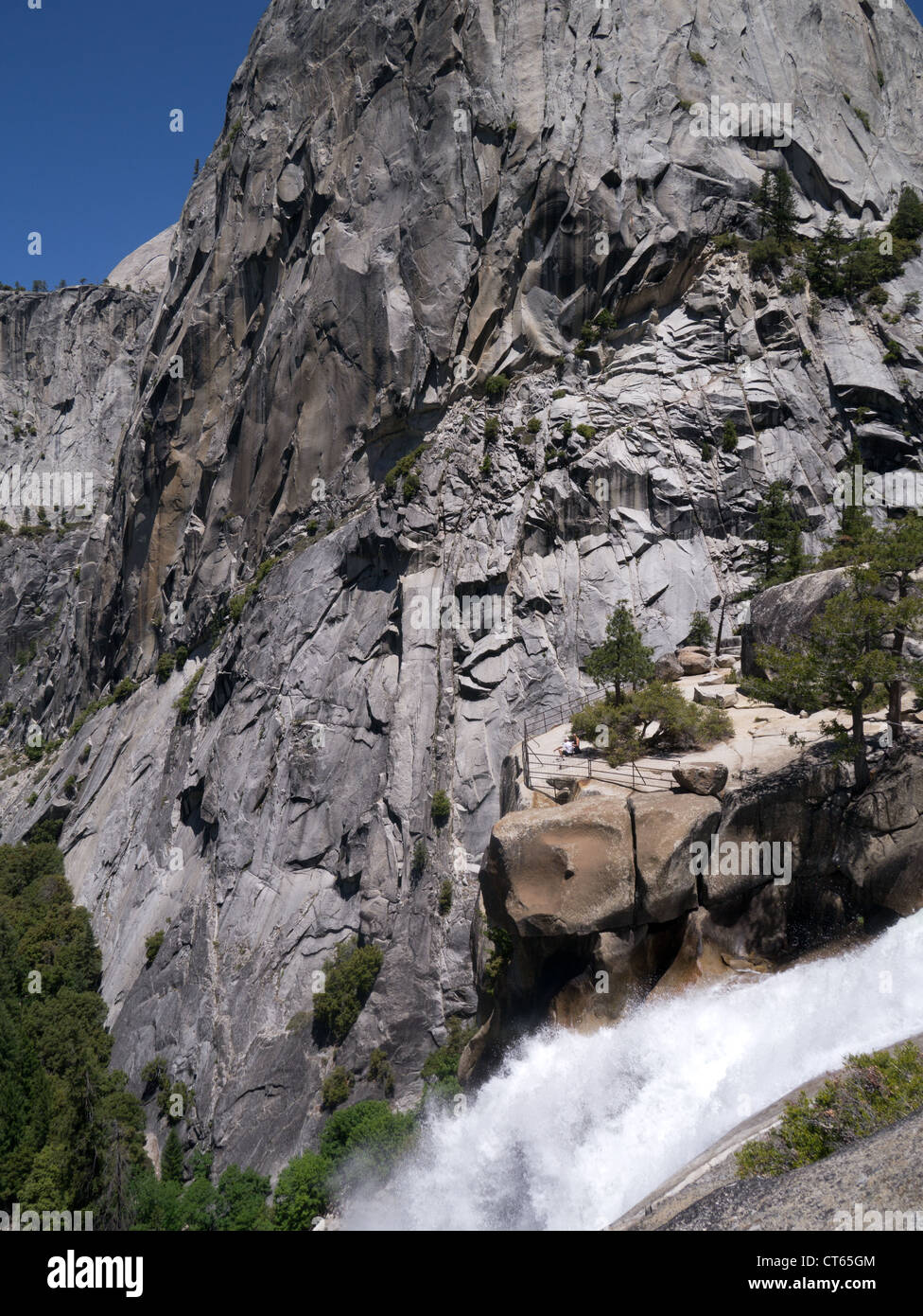 Nevada Fall am Merced River im Yosemite-Nationalpark, Kalifornien, USA Stockfoto