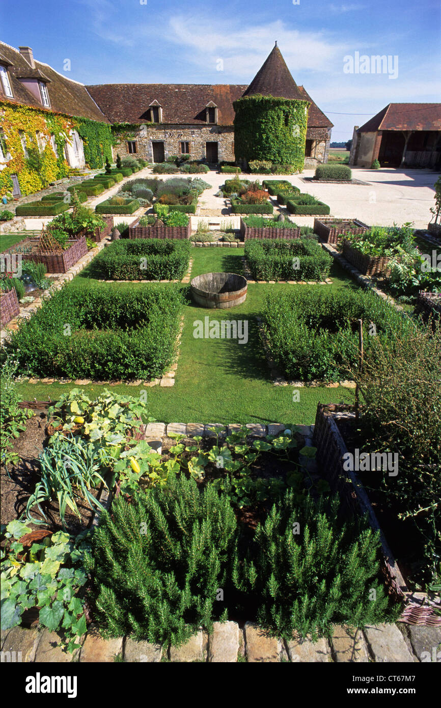 Mittelalterlicher garten von bois richeux Fotos und Bildmaterial in