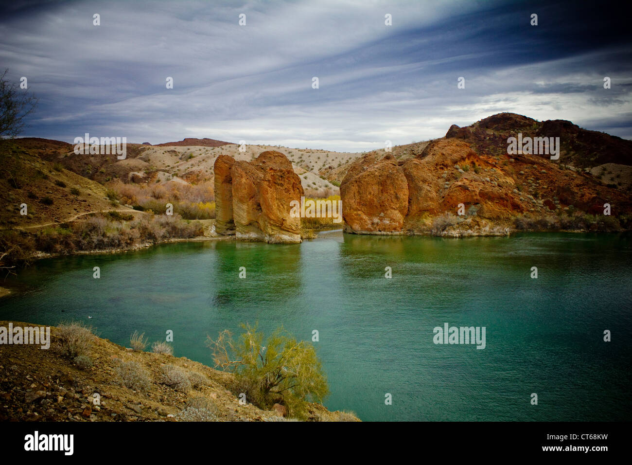 Wandern von Sara Park, ausgewogene Rock Cove am Lake Havasu Arizona Stockfoto