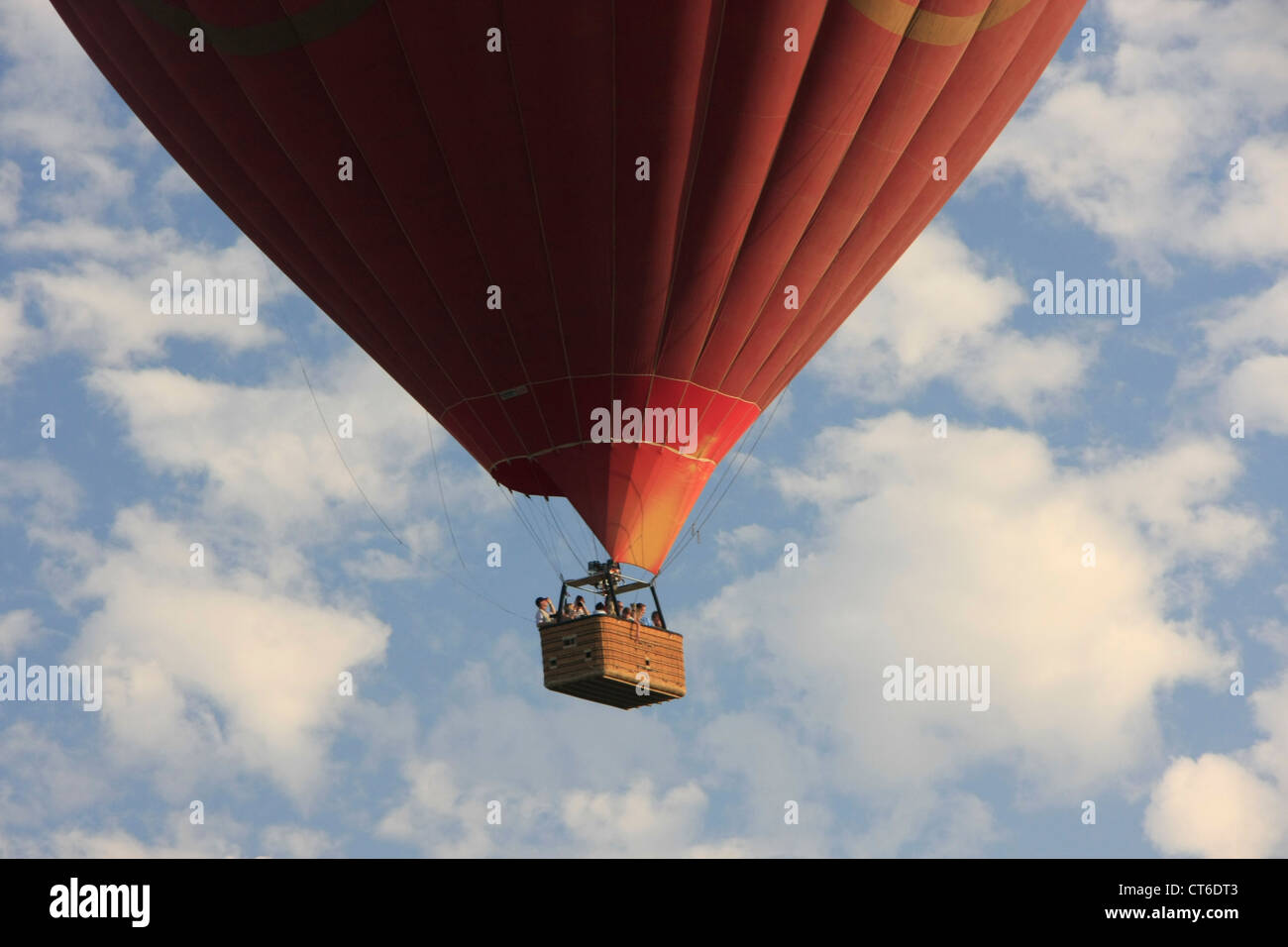 Heißluftballon, Bagan archäologische Zone, Region Mandalay, Myanmar, Südostasien Stockfoto