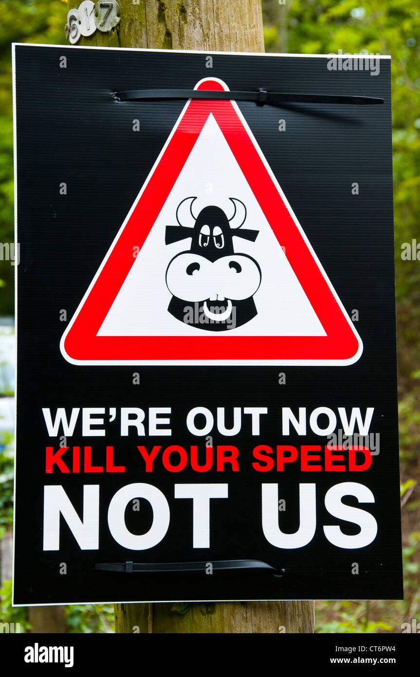 Töten Sie Ihre Geschwindigkeit Zeichen, Gloucestershire, UK Stockfoto