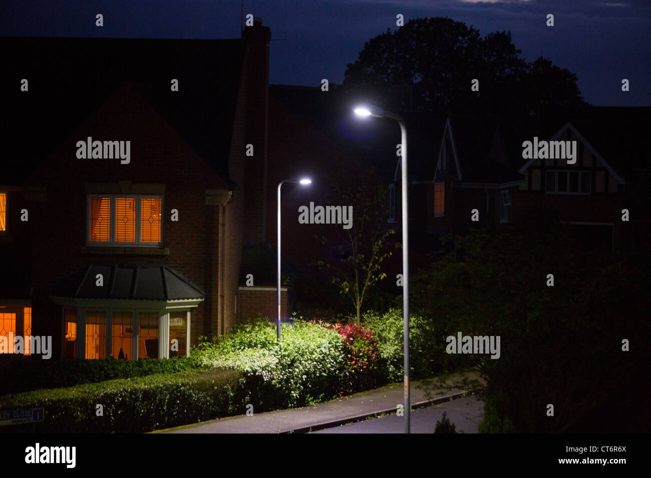 LED-Straßenbeleuchtung in Redditch, Worcestershire, UK Stockfoto