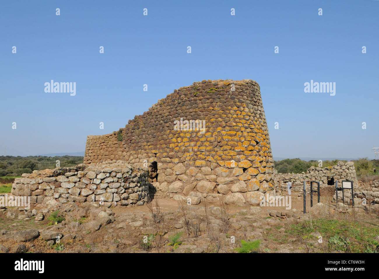 nuraghe-losa-alt-fotos-und-bildmaterial-in-hoher-aufl-sung-alamy
