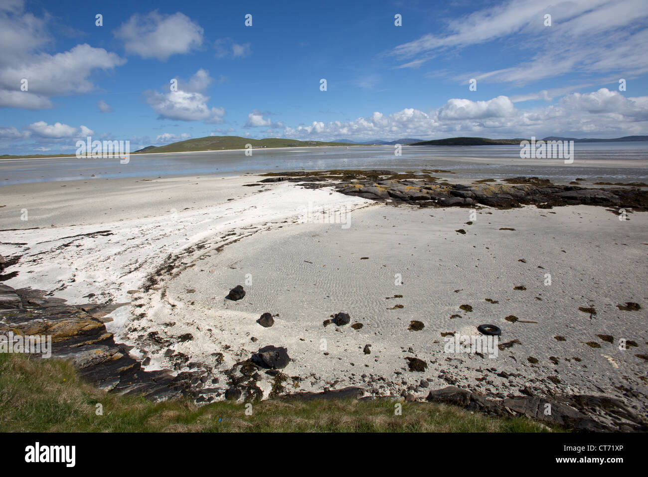 Isle of Barra, Schottland.  Malerische Aussicht auf den Strand von Tràigh Mhòr im Norden von Barra. Stockfoto