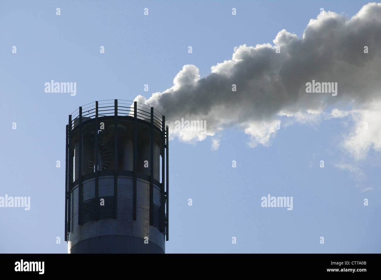 Abgase abgeleitet -Fotos und -Bildmaterial in hoher Auflösung – Alamy