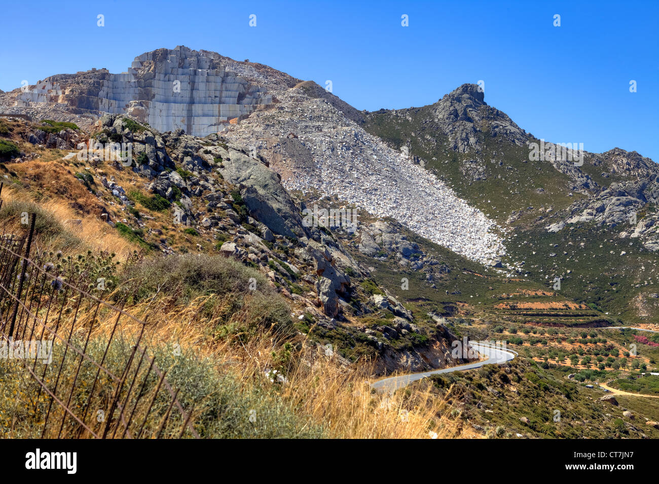 Naxos ist berühmt für seinen Marmor - Naxos Marmor-Steinbruch, Flerio, Naxos, Griechenland Stockfoto