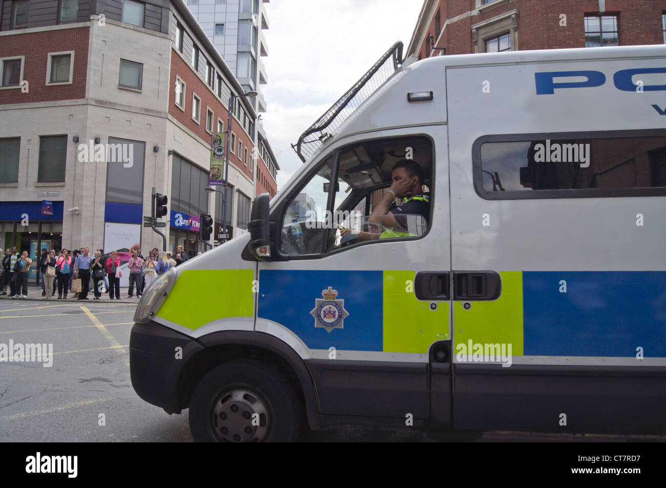 West Yorkshire Police van im Stadtzentrum von Leeds Stockfoto